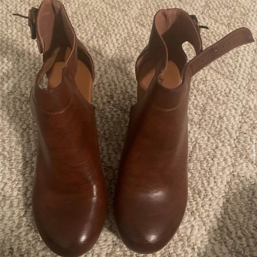 Brown Clogs